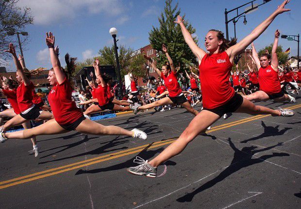 2009: Maple Leaf Parade